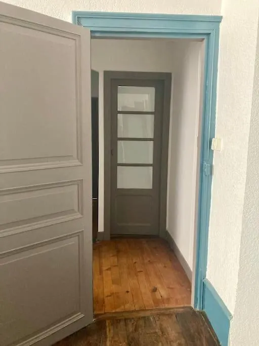 Appartement Ancien Le Mas-d'Azil 0*,  France